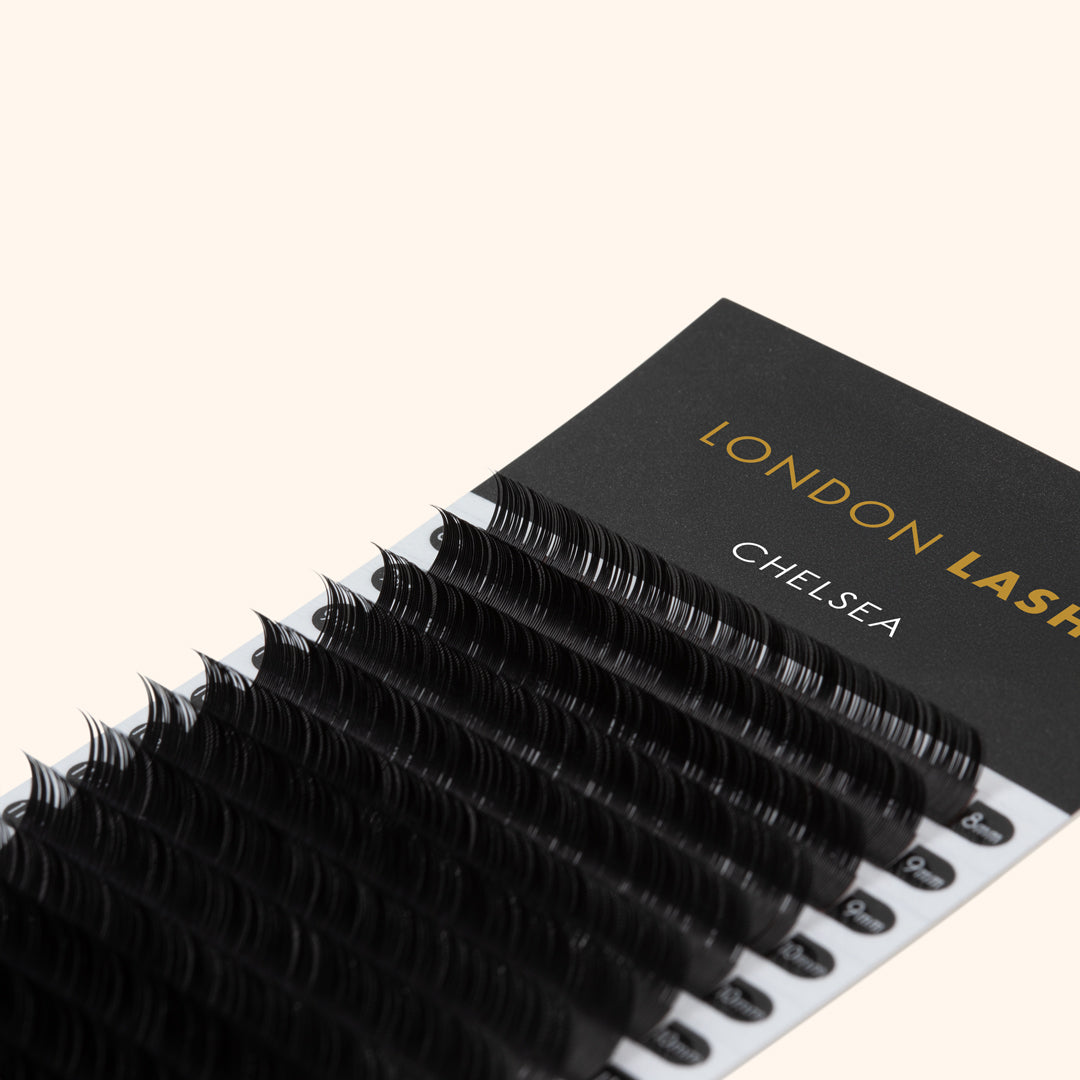 Chelsea Lashes - volume lash extensions, volume lashes, the best volume lashes, the best russian lashes, eyelash extensions, the best lash extensions, the best eyelash extensions, hybrid lashes, russian lashes, eyelash extensions, classic lashes