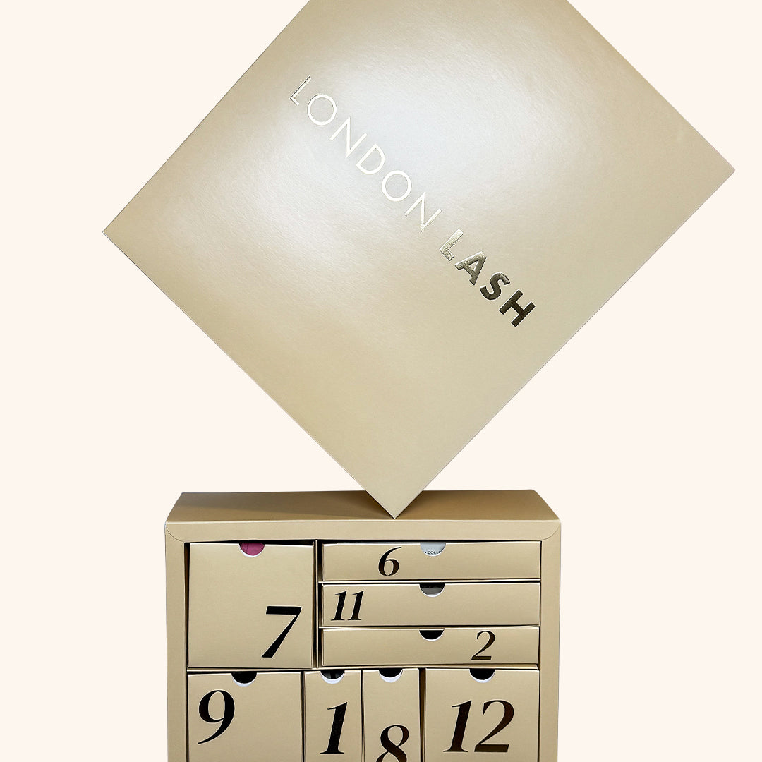lash extensions Christmas calendar