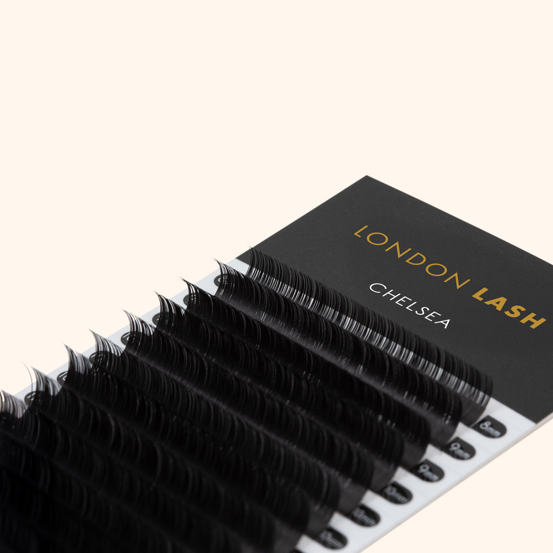 Chelsea Lashes - volume lash extensions, volume lashes, the best volume lashes, the best russian lashes, eyelash extensions, the best lash extensions, the best eyelash extensions, hybrid lashes, russian lashes,  eyelash extensions, classic lashes