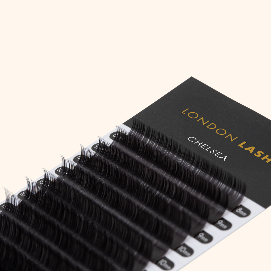 Chelsea Lashes - volume lash extensions, volume lashes, the best volume lashes, the best russian lashes, eyelash extensions, the best lash extensions, the best eyelash extensions, hybrid lashes, russian lashes,  eyelash extensions, classic lashes