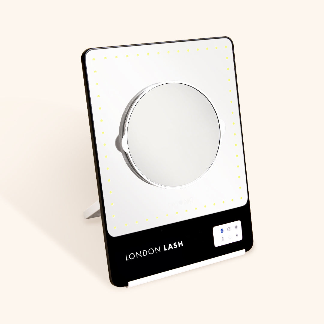 Glamcor Skinny Mirror for Lash Technicians, the best mirror for eyelash extensions treatment
