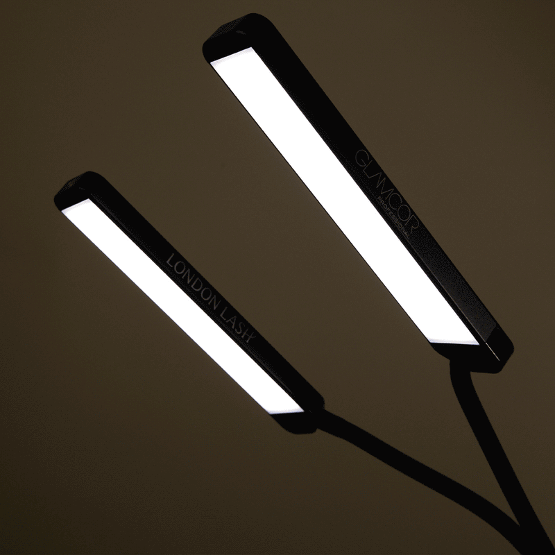 best lash light for Lash Technicians, best light for beauty treatment, best light for eyelash extensions 